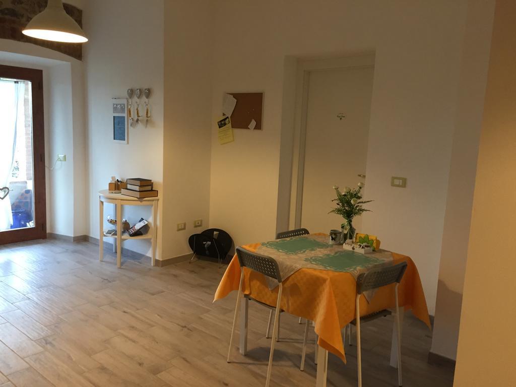 La Nana Gialla Riotorto Exteriör bild